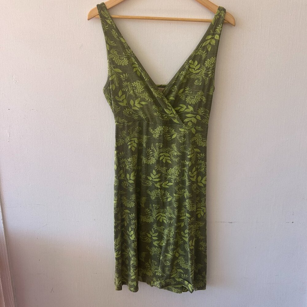 Natural Reflections Tank Dress Womens Medium Green Floral V-neck Forest Fairy
